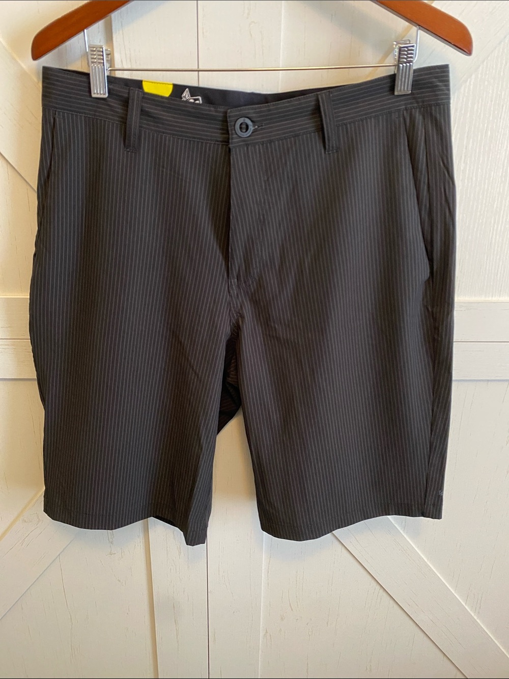 Volcom h2ochinos Men's Black Pinstripe Flat Front Shorts